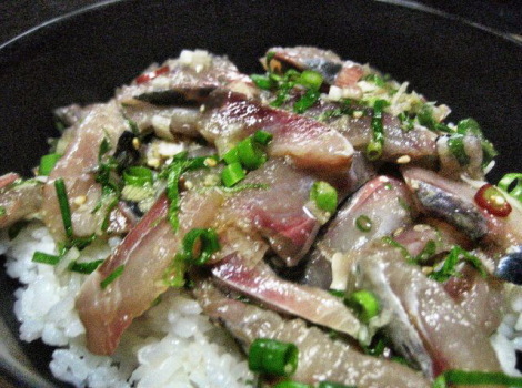 ムロアジの簡単レシピ 安い 旨いのムロアジの漬け丼 魚料理の簡単 おいしいレシピ集